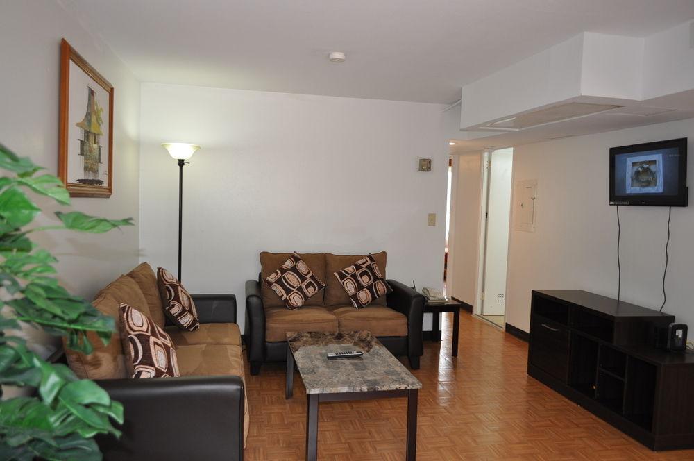 Mai'Ana Airport Plaza Aparthotel Tamuning Esterno foto