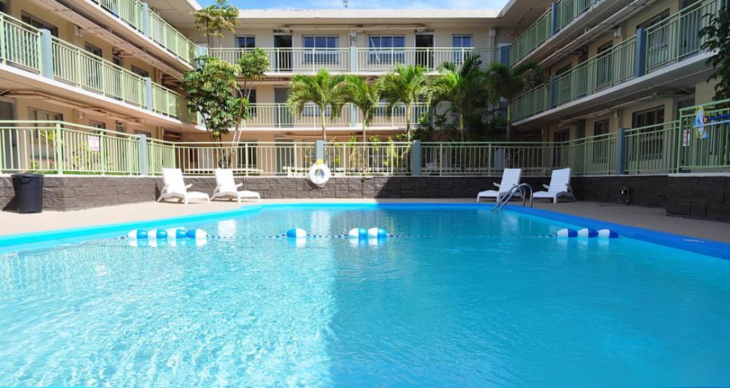 Mai'Ana Airport Plaza Aparthotel Tamuning Esterno foto