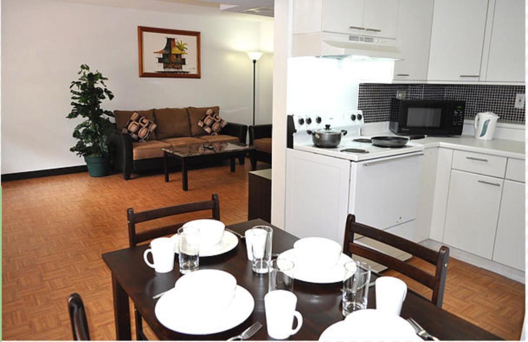 Mai'Ana Airport Plaza Aparthotel Tamuning Esterno foto